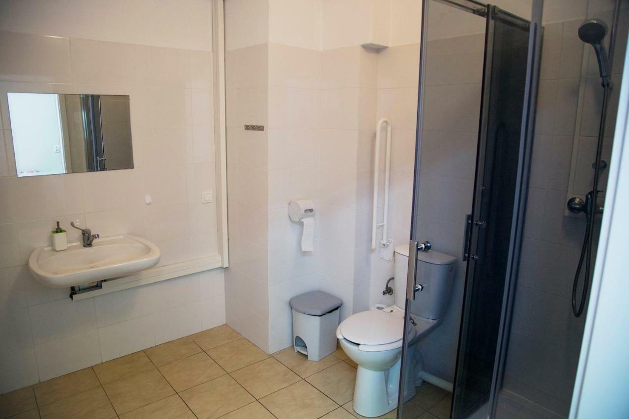 Hostel Staromiejski غنيزنو المظهر الخارجي الصورة
