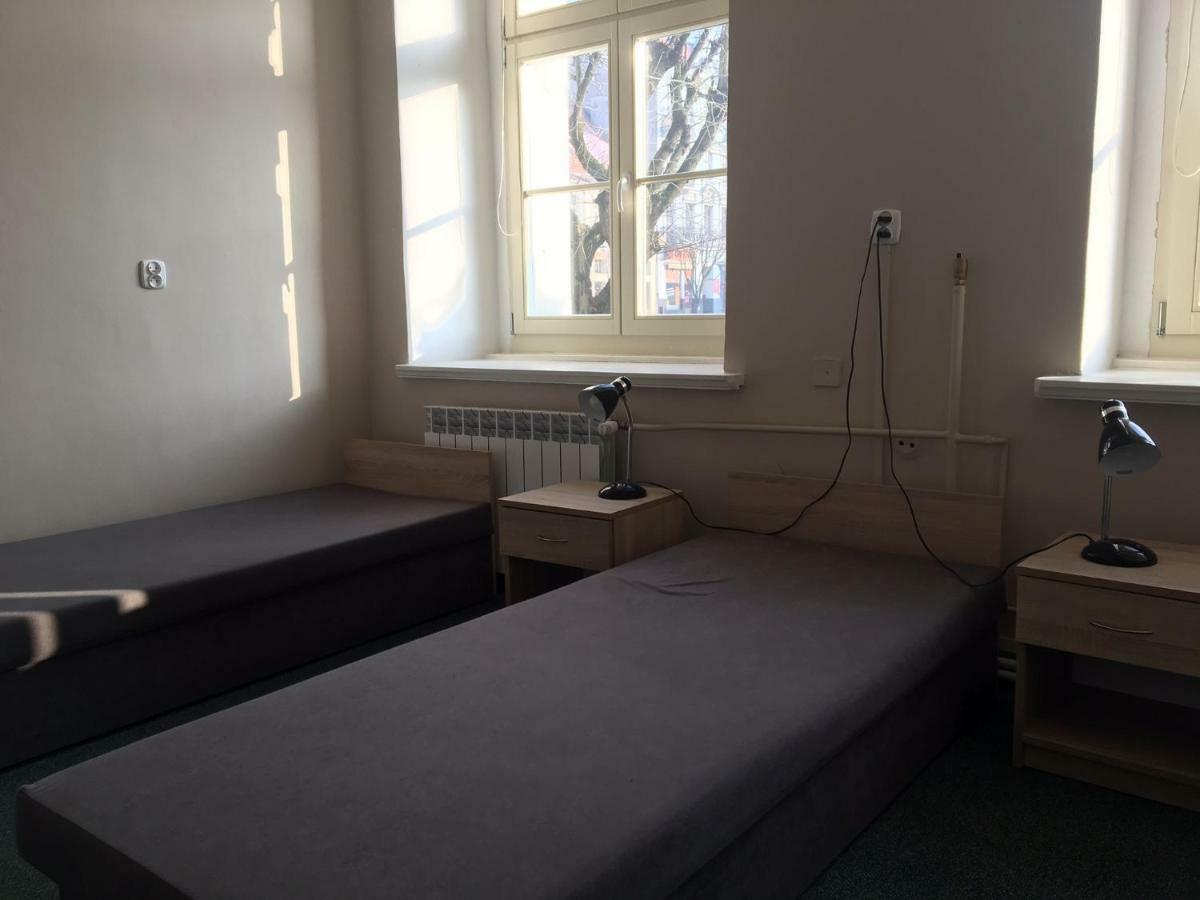 Hostel Staromiejski غنيزنو المظهر الخارجي الصورة